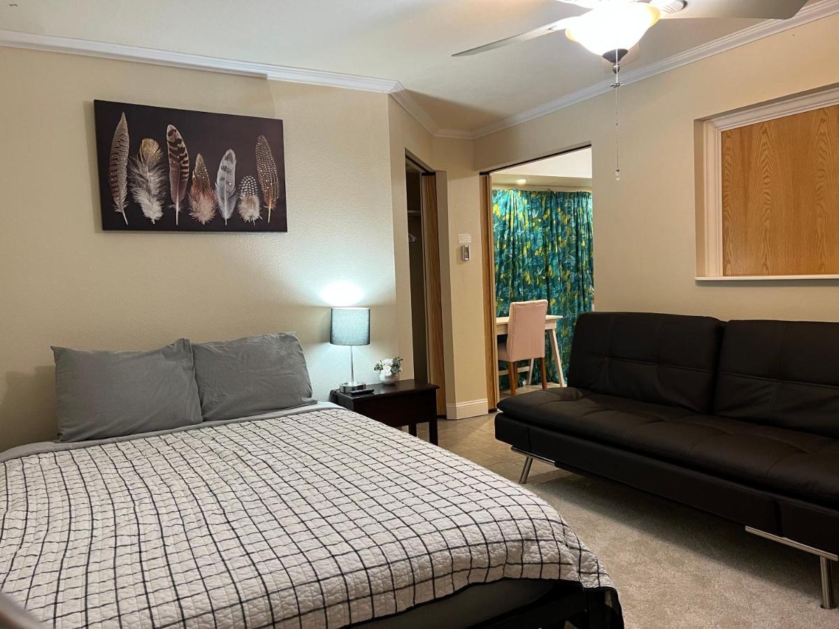 אנקורג' Near Airport Guest Suite מראה חיצוני תמונה