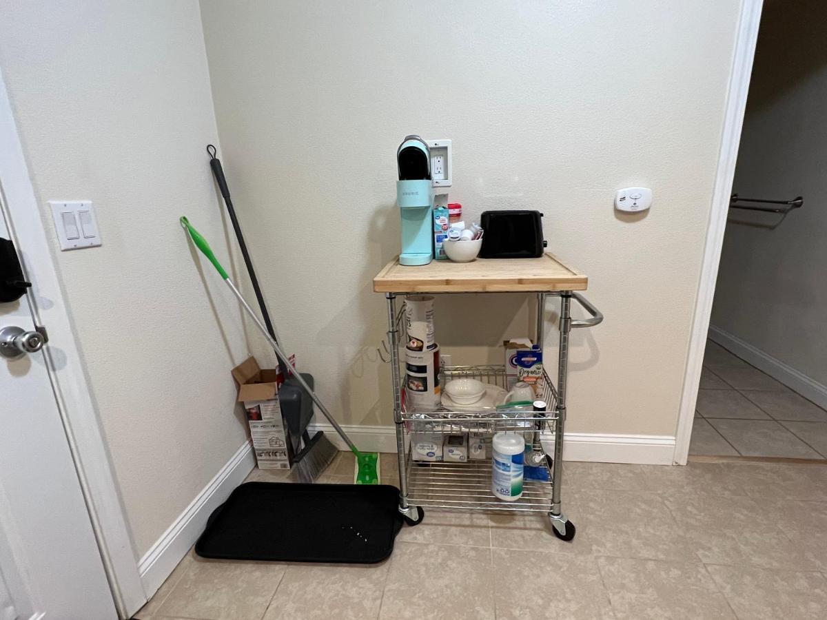אנקורג' Near Airport Guest Suite מראה חיצוני תמונה
